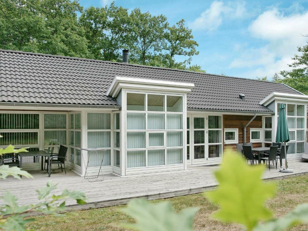 Four-Bedroom Holiday Home In Hasle 5 Exterior foto