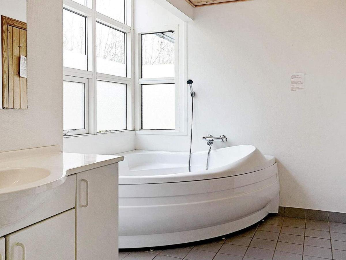 Four-Bedroom Holiday Home In Hasle 5 Exterior foto